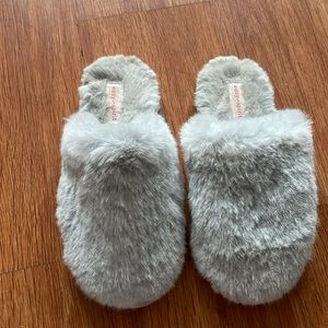 slippers, very very soft and comfortable, good material